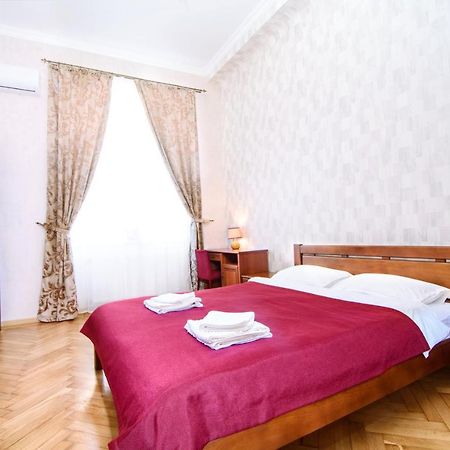 Cossacks Hostel Львов Экстерьер фото